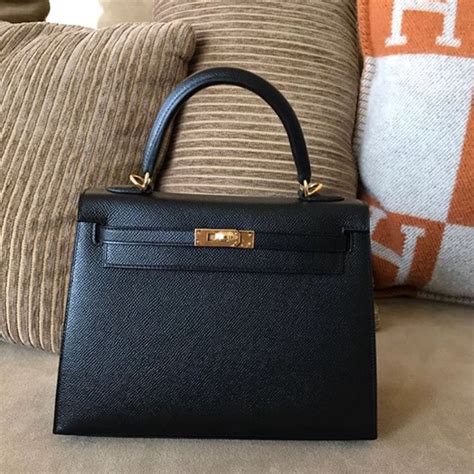 black kelly bag 25.